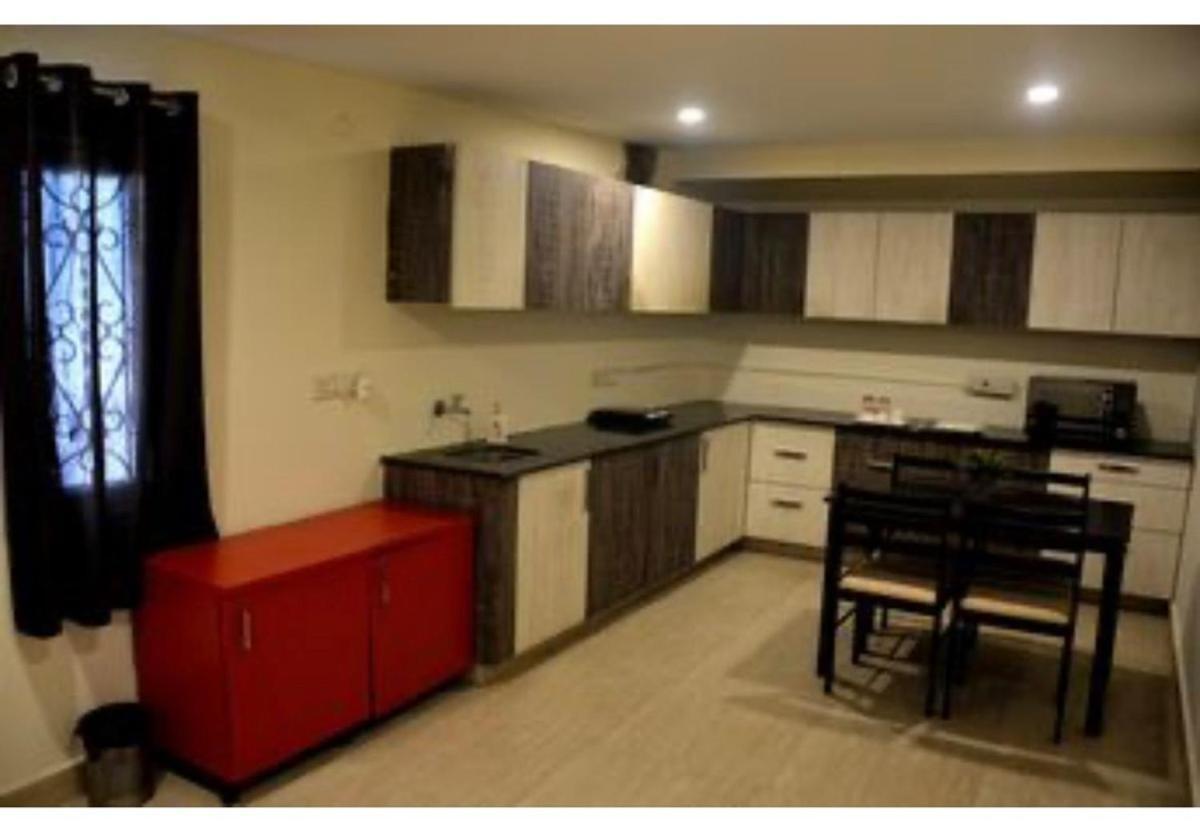 The Butterfly Luxury Serviced Apartments Βιζαχαπατνάμ Εξωτερικό φωτογραφία