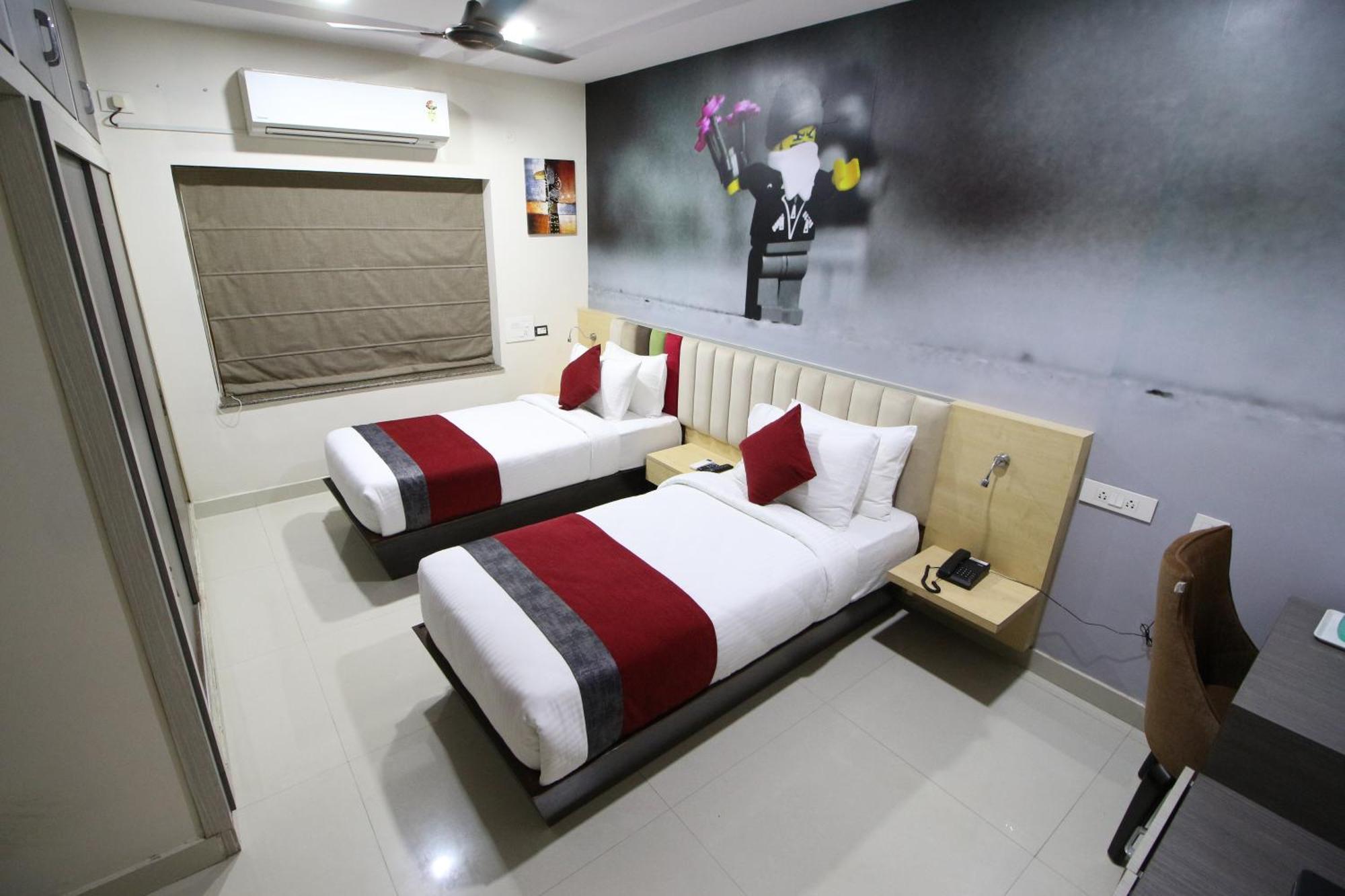 The Butterfly Luxury Serviced Apartments Βιζαχαπατνάμ Εξωτερικό φωτογραφία