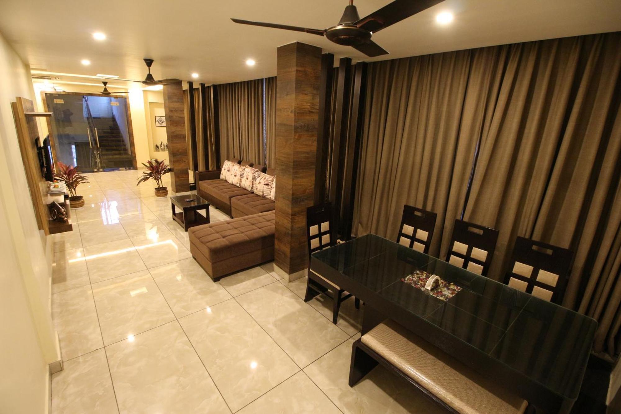 The Butterfly Luxury Serviced Apartments Βιζαχαπατνάμ Εξωτερικό φωτογραφία